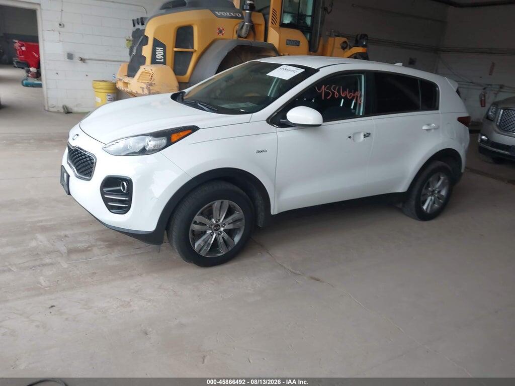 KNDPMCAC9J7450865 2018 KIA SPORTAGE photo no. 2