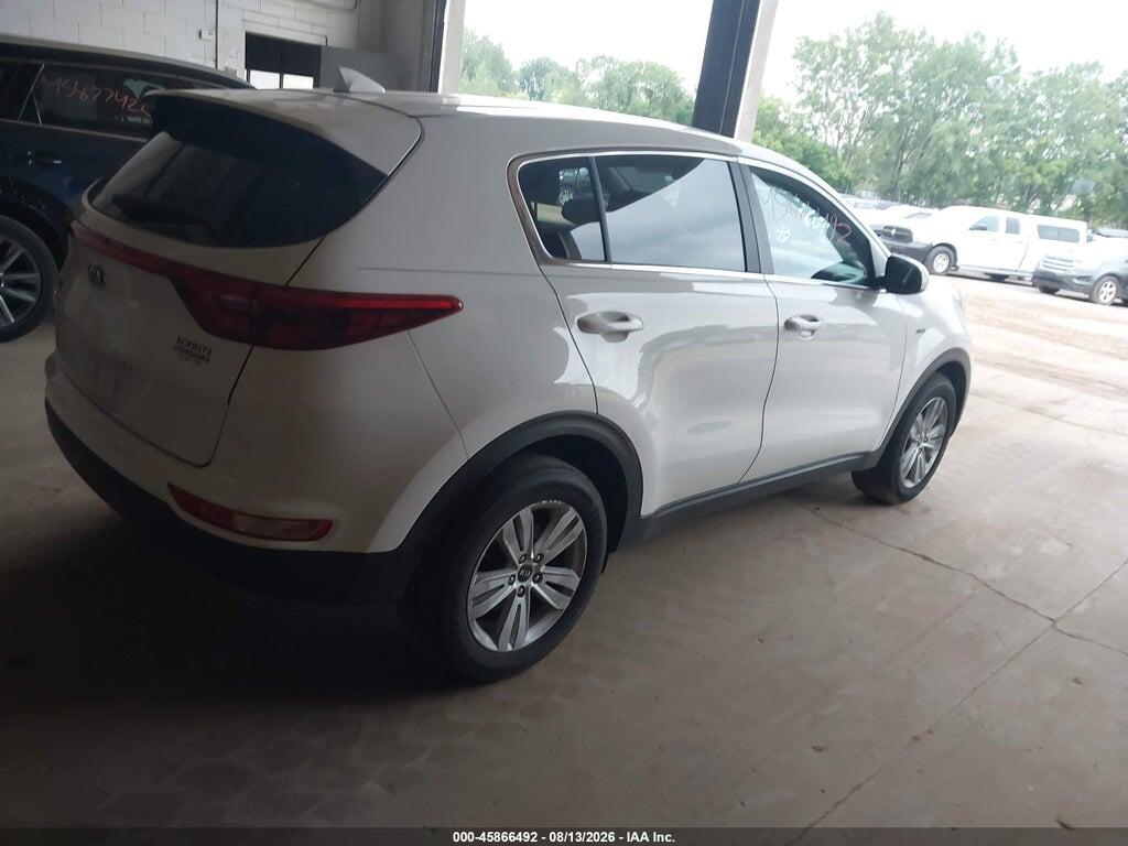 KNDPMCAC9J7450865 2018 KIA SPORTAGE photo no. 4