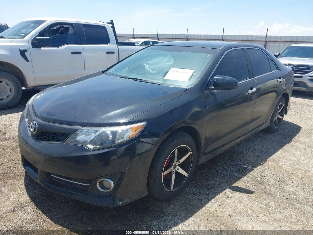4T1BF1FKXEU783572 2014 TOYOTA CAMRY photo no. 2