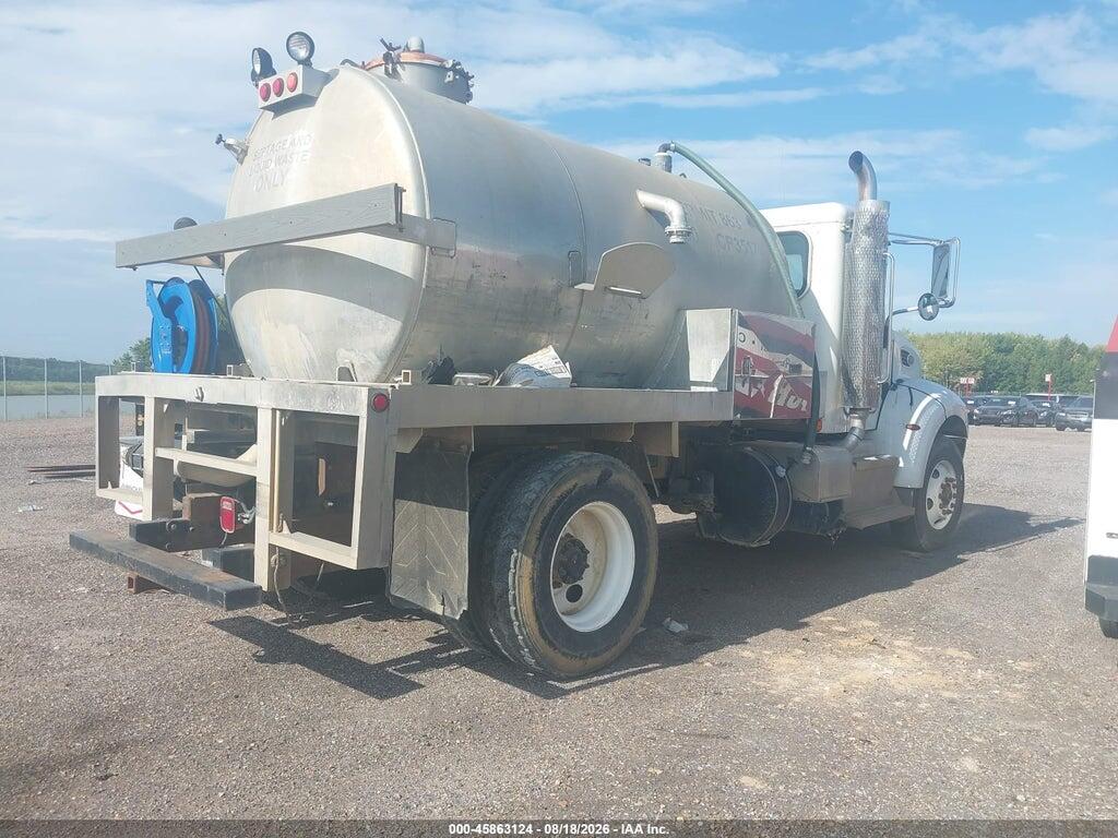 2NP2HM6X0EM238219 2014 PETERBILT 337 photo no. 4
