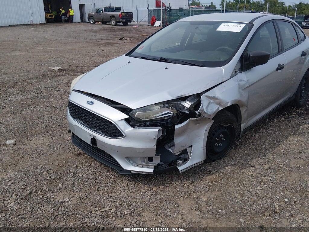 1FADP3E25HL253310 2017 FORD FOCUS photo no. 6