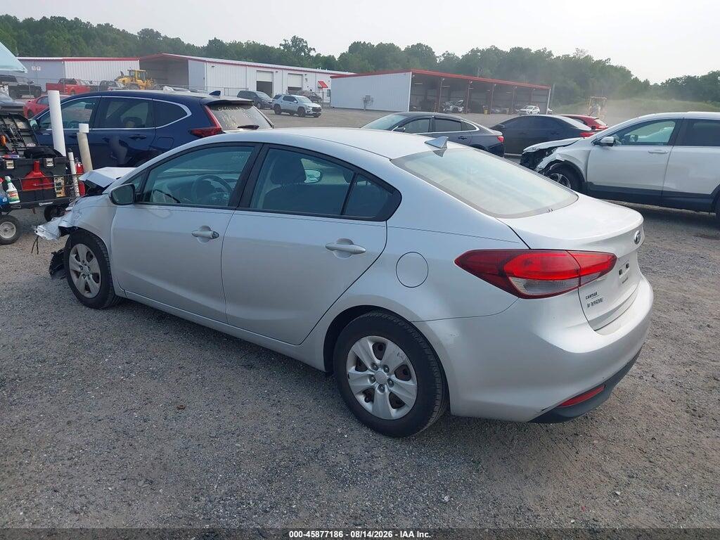 3KPFK4A74HE125867 2017 KIA FORTE photo no. 3