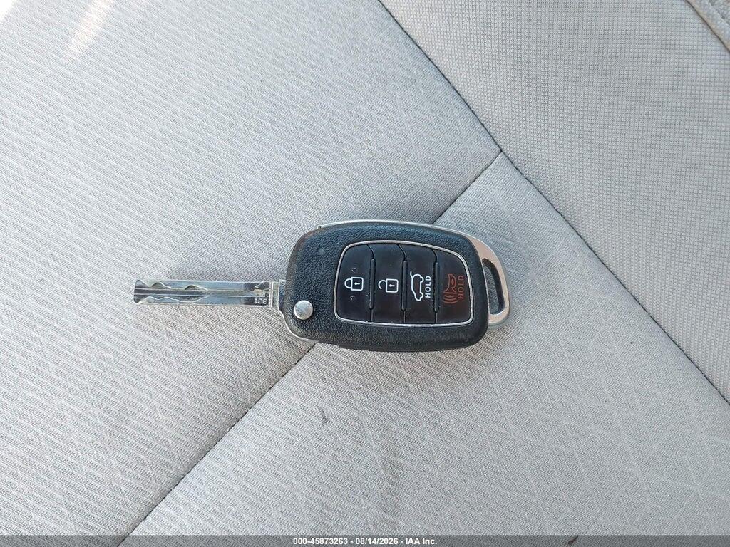 KM8J33A49HU296487 2017 HYUNDAI TUCSON photo no. 11