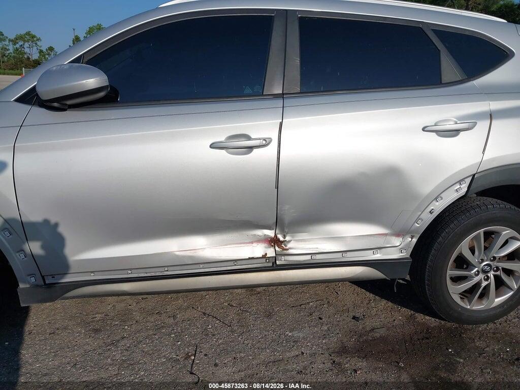 KM8J33A49HU296487 2017 HYUNDAI TUCSON photo no. 6