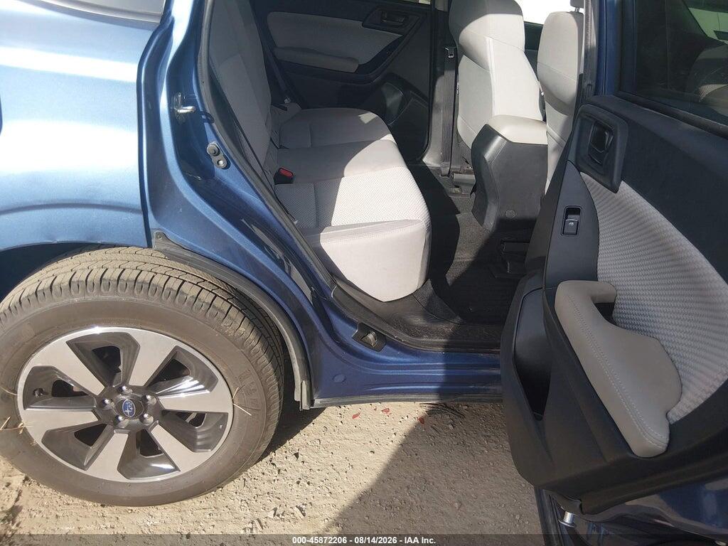 JF2SJAGC7HH460315 2017 SUBARU FORESTER photo no. 8