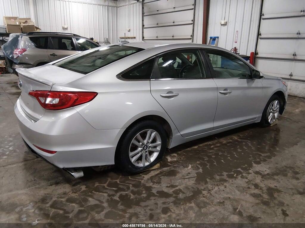 5NPE24AF9FH063300 2015 HYUNDAI SONATA photo no. 4