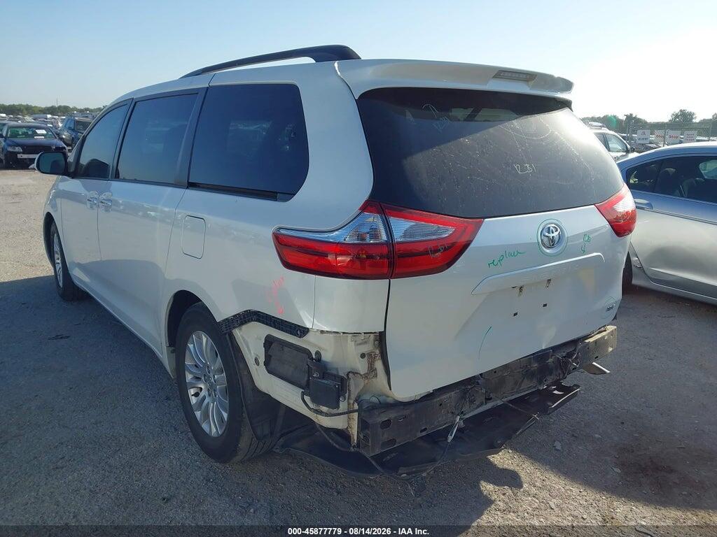 5TDYK3DC9FS677718 2015 TOYOTA SIENNA photo no. 3