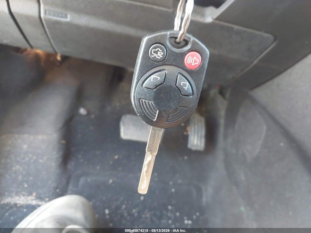 1FADP3K23GL304032 2016 FORD FOCUS photo no. 11