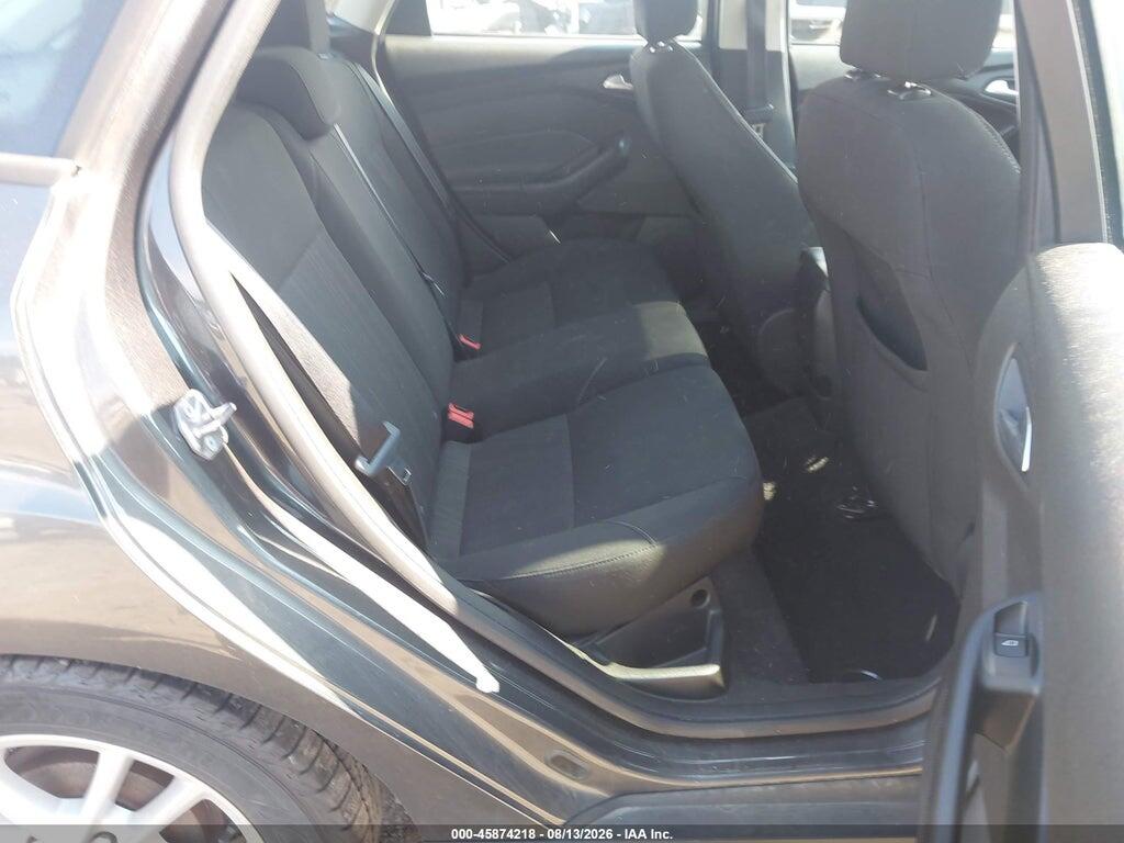 1FADP3K23GL304032 2016 FORD FOCUS photo no. 8