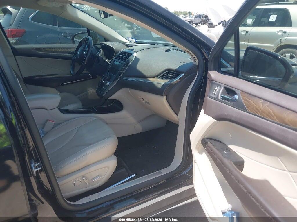 5LMCJ3C94JUL32211 2018 LINCOLN MKC photo no. 5