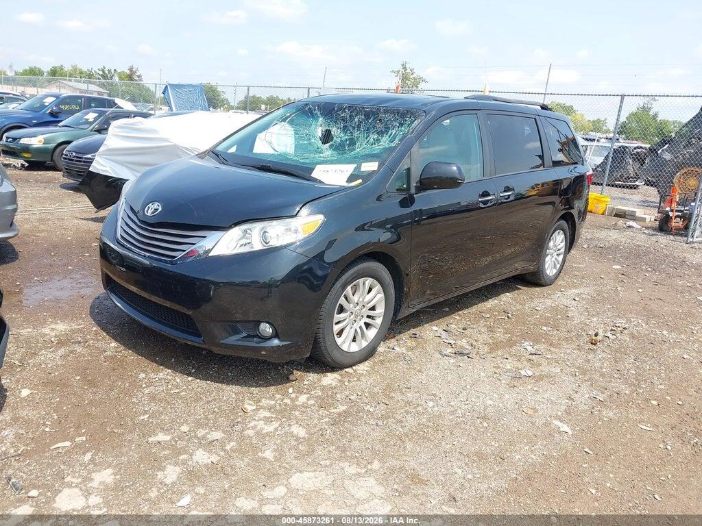 5TDYK3DC3GS711220 2016 TOYOTA SIENNA photo no. 2