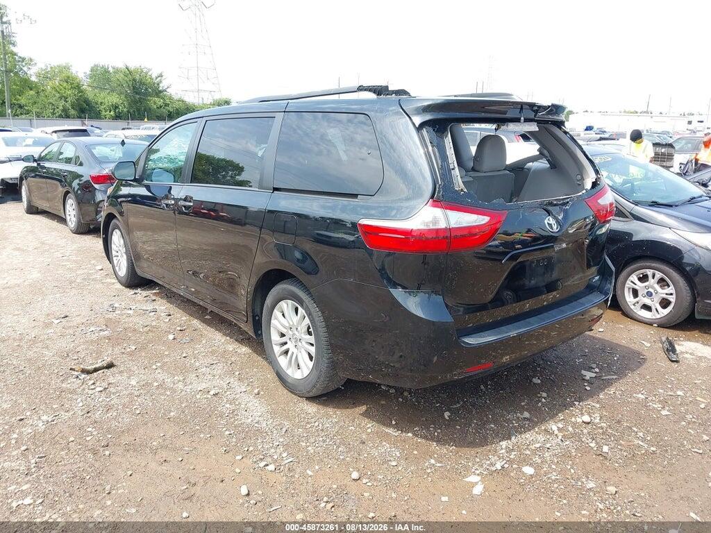 5TDYK3DC3GS711220 2016 TOYOTA SIENNA photo no. 3