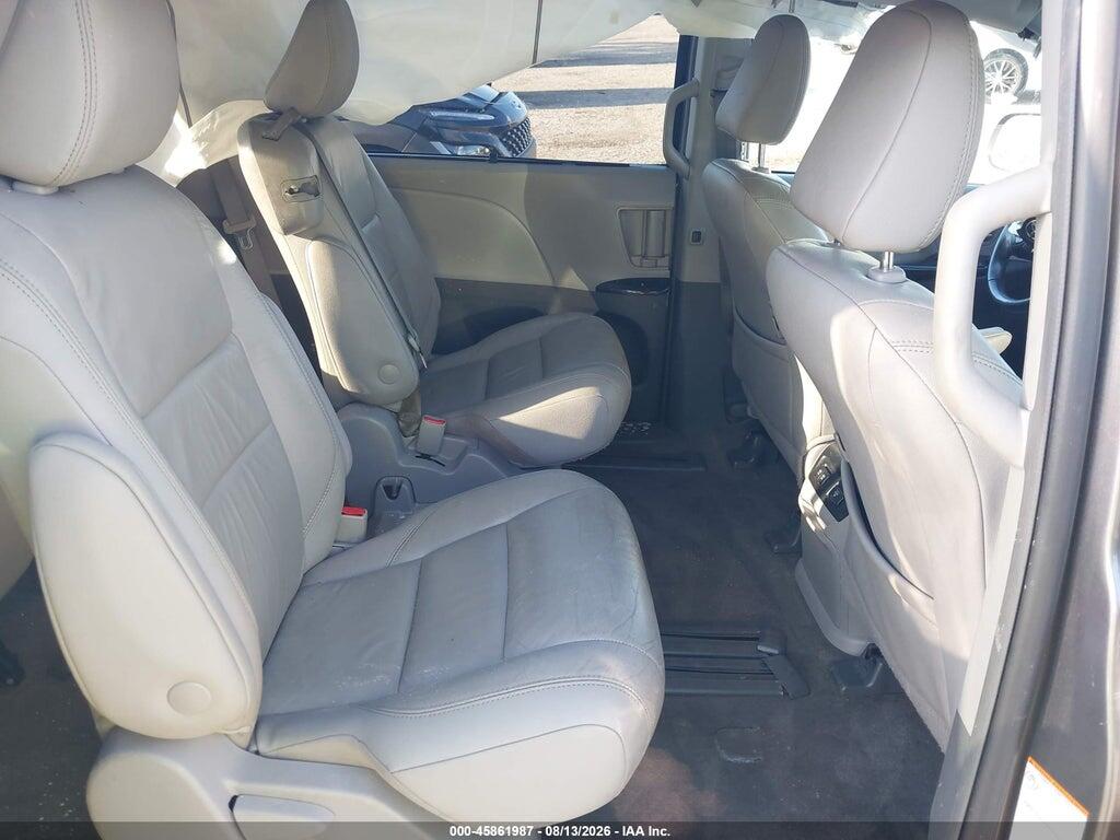 5TDYZ3DC4JS942498 2018 TOYOTA SIENNA photo no. 8