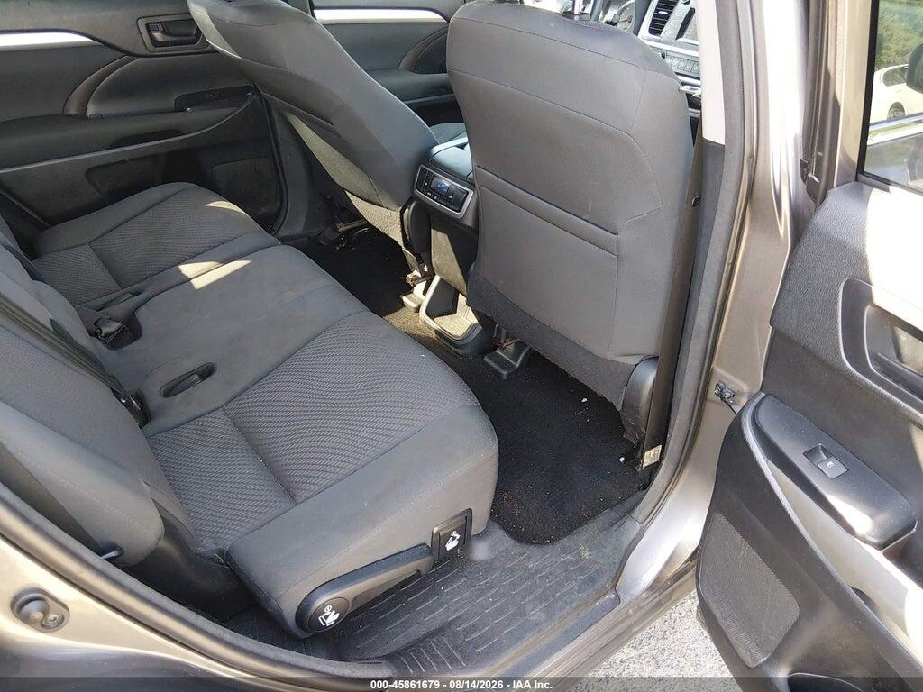 5TDBZRFH3JS892811 2018 TOYOTA HIGHLANDER photo no. 8