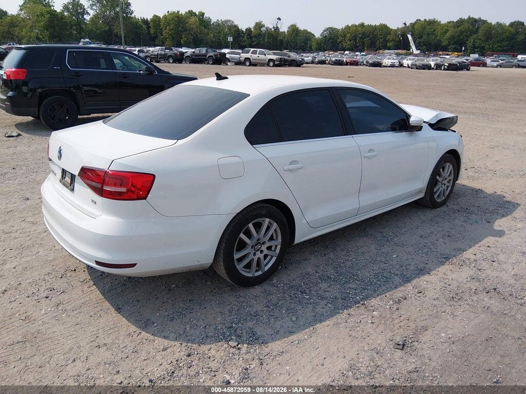 3VWD67AJXGM397673 2016 VOLKSWAGEN JETTA photo no. 4