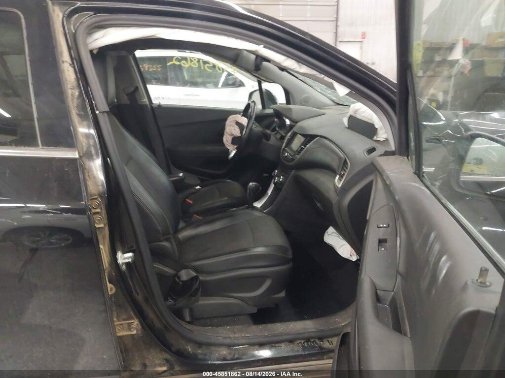 3GNCJPSB5KL256004 2019 CHEVROLET TRAX photo no. 5