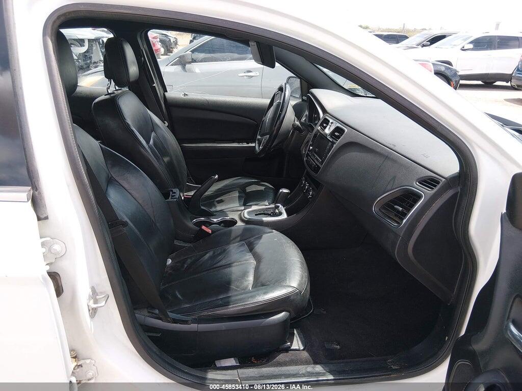 1C3CCBCG2EN134404 2014 CHRYSLER 200 photo no. 5