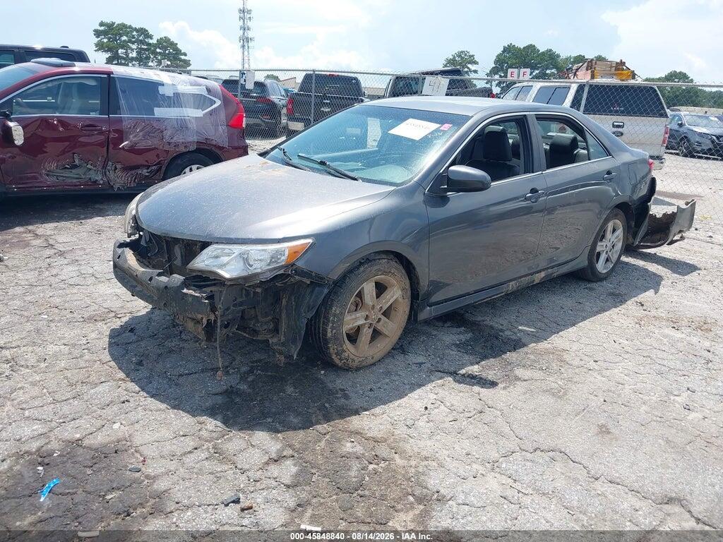 4T1BF1FK8EU332365 2014 TOYOTA CAMRY photo no. 2