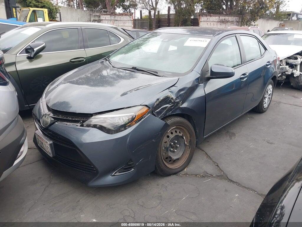5YFBURHE5HP647920 2017 TOYOTA COROLLA photo no. 2