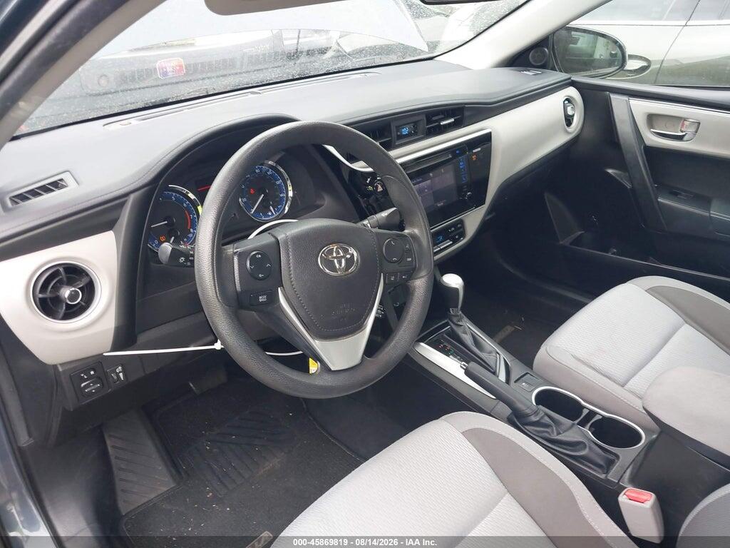 5YFBURHE5HP647920 2017 TOYOTA COROLLA photo no. 5