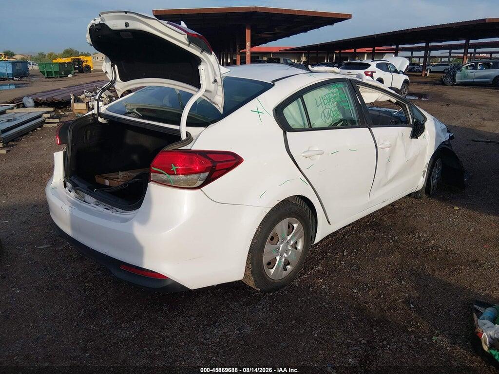 3KPFL4A7XHE011546 2017 KIA FORTE photo no. 4