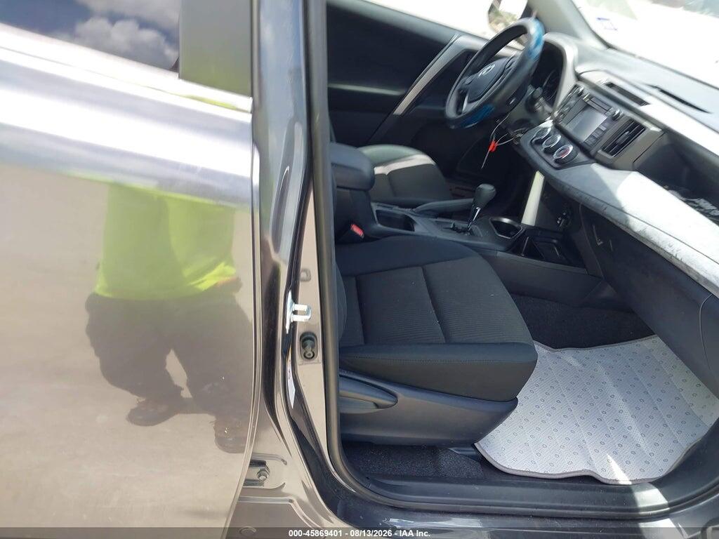 JTMZFREV4HJ137480 2017 TOYOTA RAV4 photo no. 5