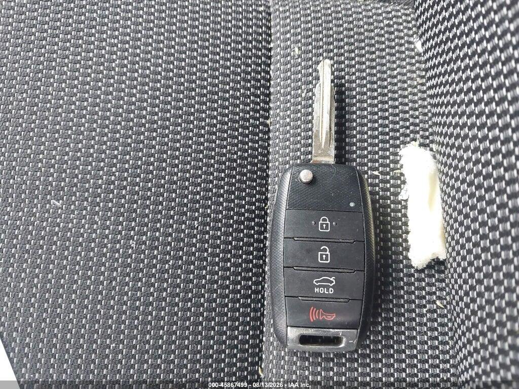 KNAFK5A86H5725569 2017 KIA FORTE photo no. 11