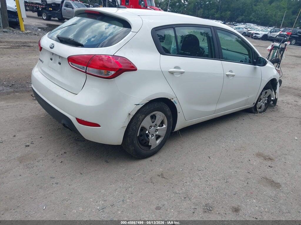 KNAFK5A86H5725569 2017 KIA FORTE photo no. 4