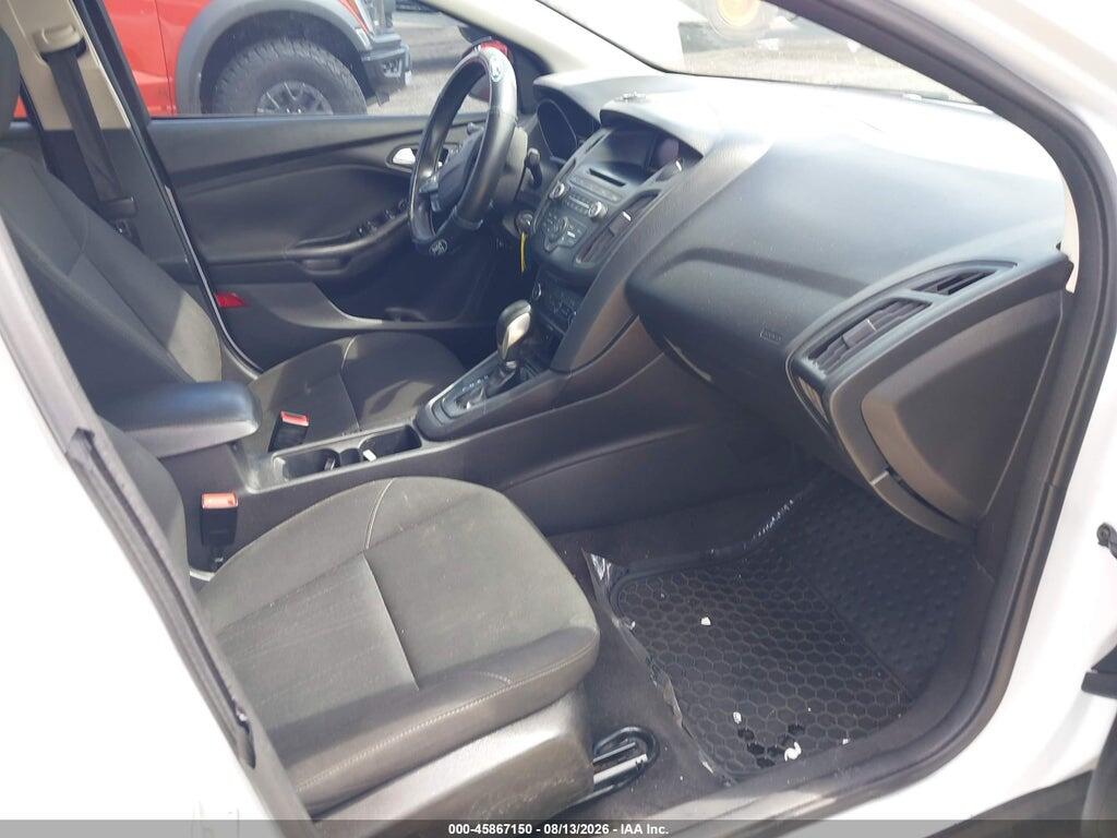 1FADP3F23HL231224 2017 FORD FOCUS photo no. 5