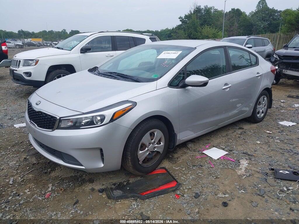 3KPFK4A72HE108100 2017 KIA FORTE photo no. 2