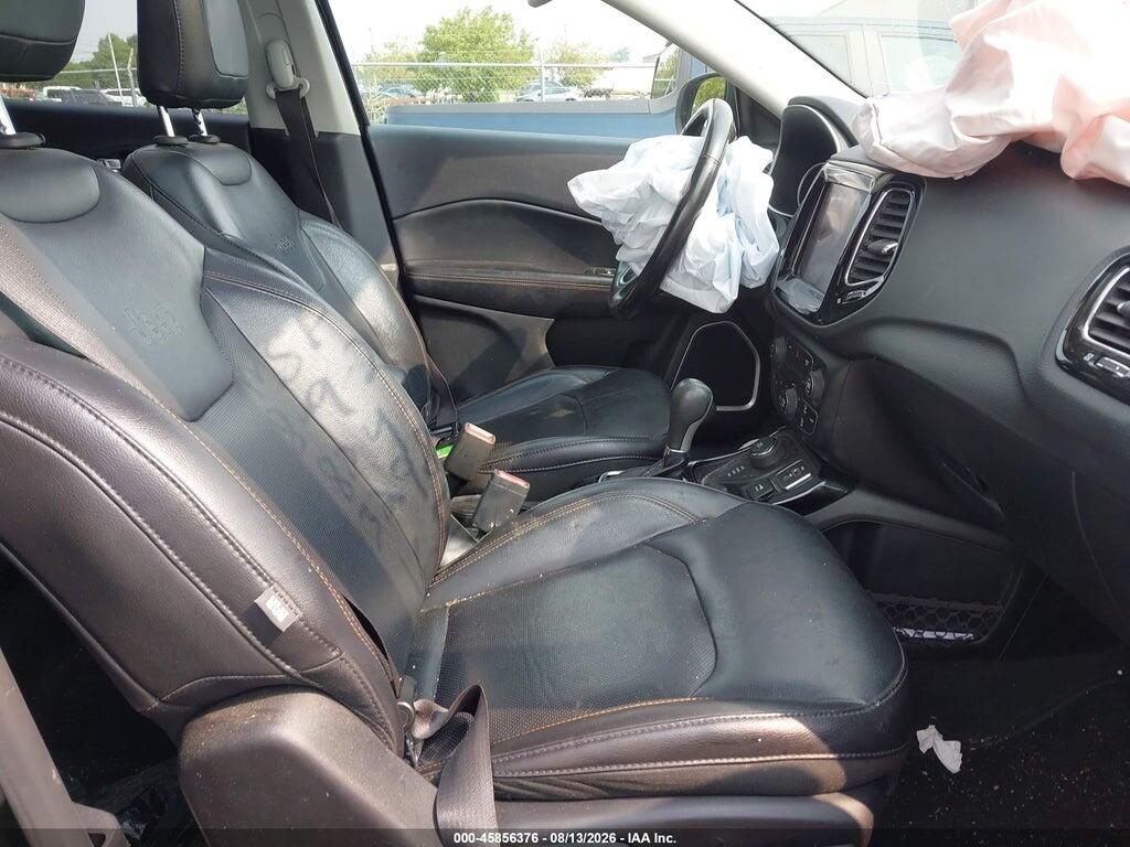 3C4NJDCB7JT245602 2018 JEEP COMPASS photo no. 5
