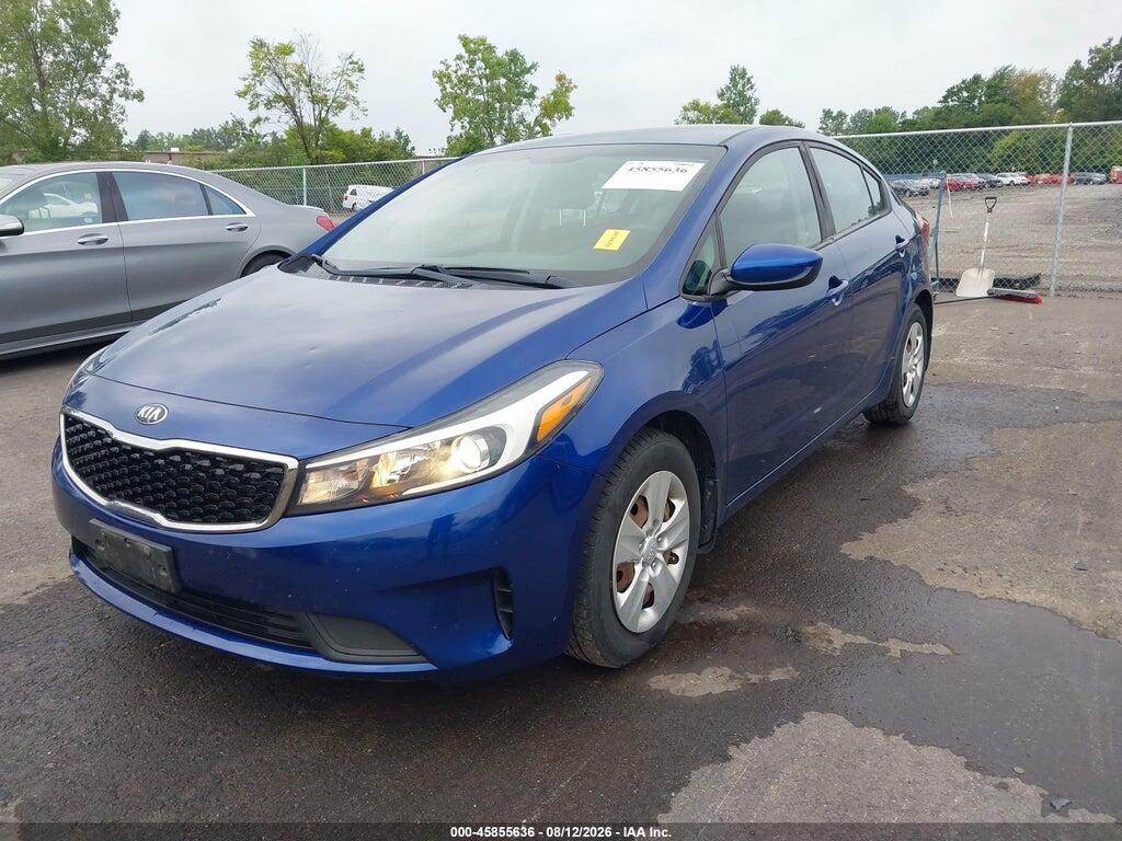 3KPFK4A76JE196607 2018 KIA FORTE photo no. 2