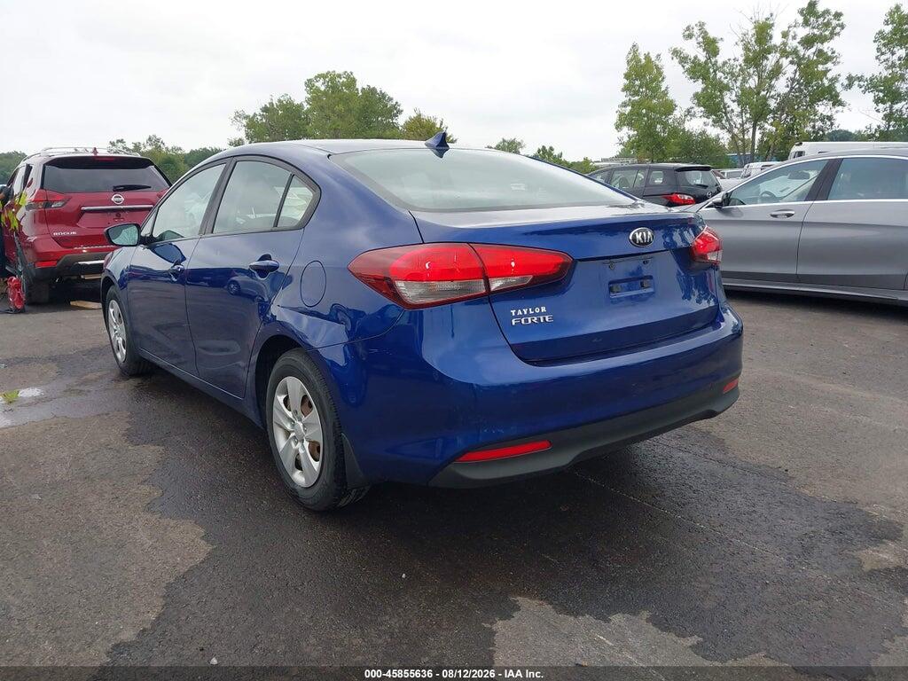 3KPFK4A76JE196607 2018 KIA FORTE photo no. 3