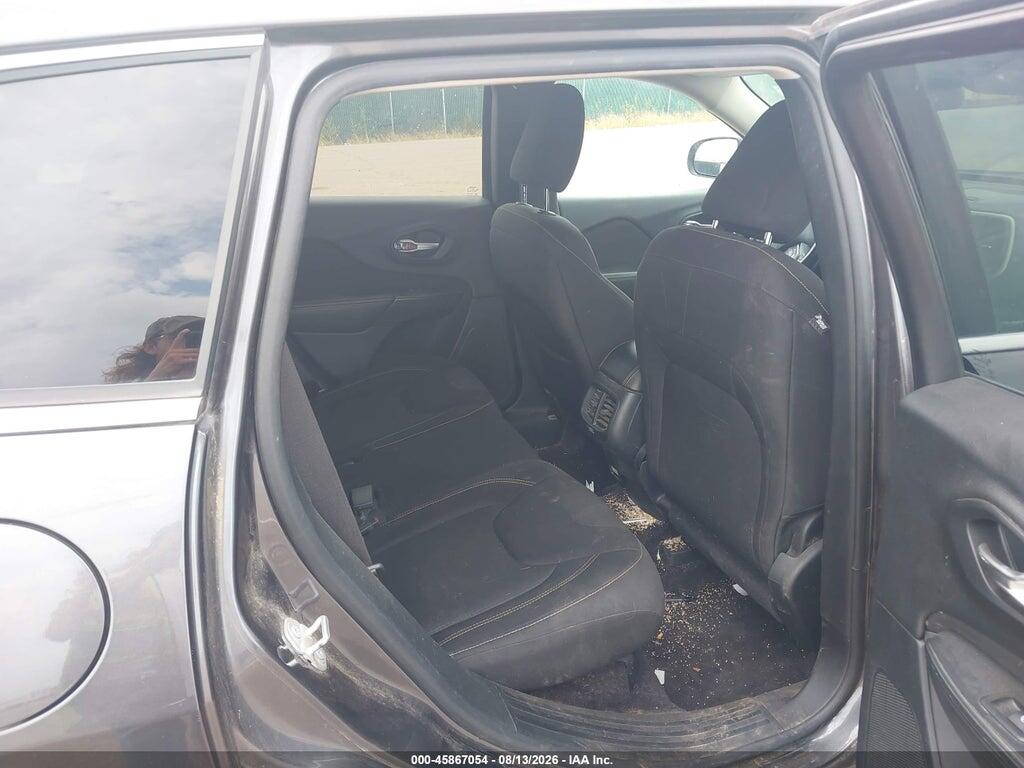 1C4PJMCB4GW359357 2016 JEEP CHEROKEE photo no. 8