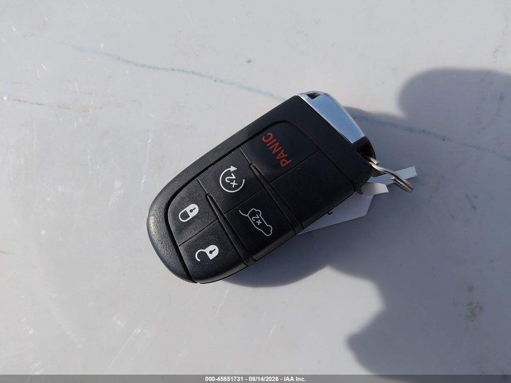 3C4NJDDB8JT287579 2018 JEEP COMPASS photo no. 11