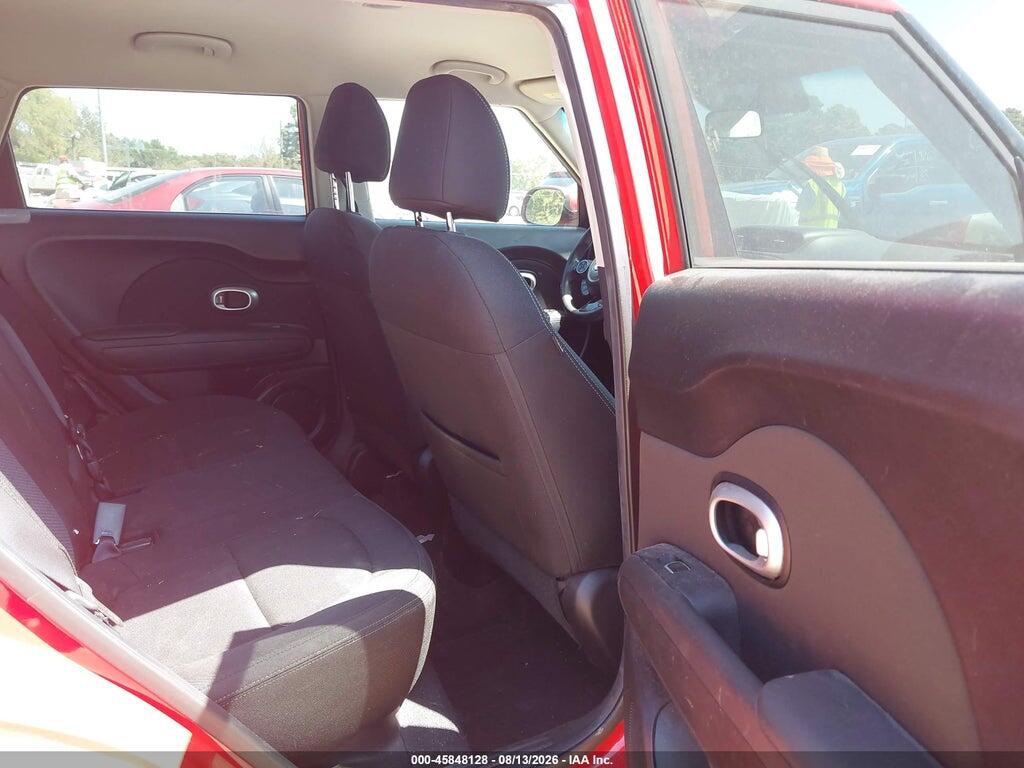 KNDJP3A57J7608358 2018 KIA SOUL photo no. 8