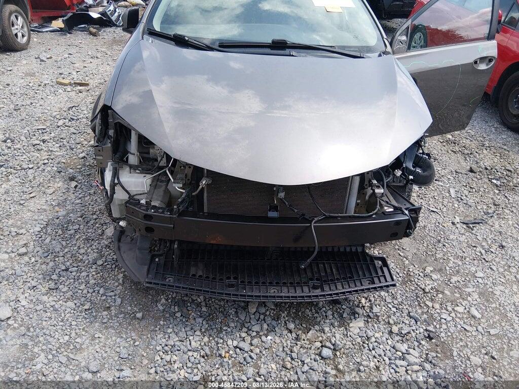 5YFBURHE4JP751403 2018 TOYOTA COROLLA photo no. 6