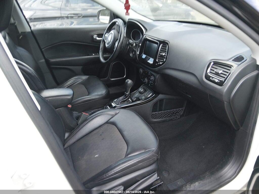 3C4NJDBB9KT600031 2019 JEEP COMPASS photo no. 5