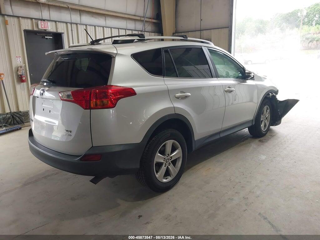 2T3RFREV1FW379562 2015 TOYOTA RAV4 photo no. 4