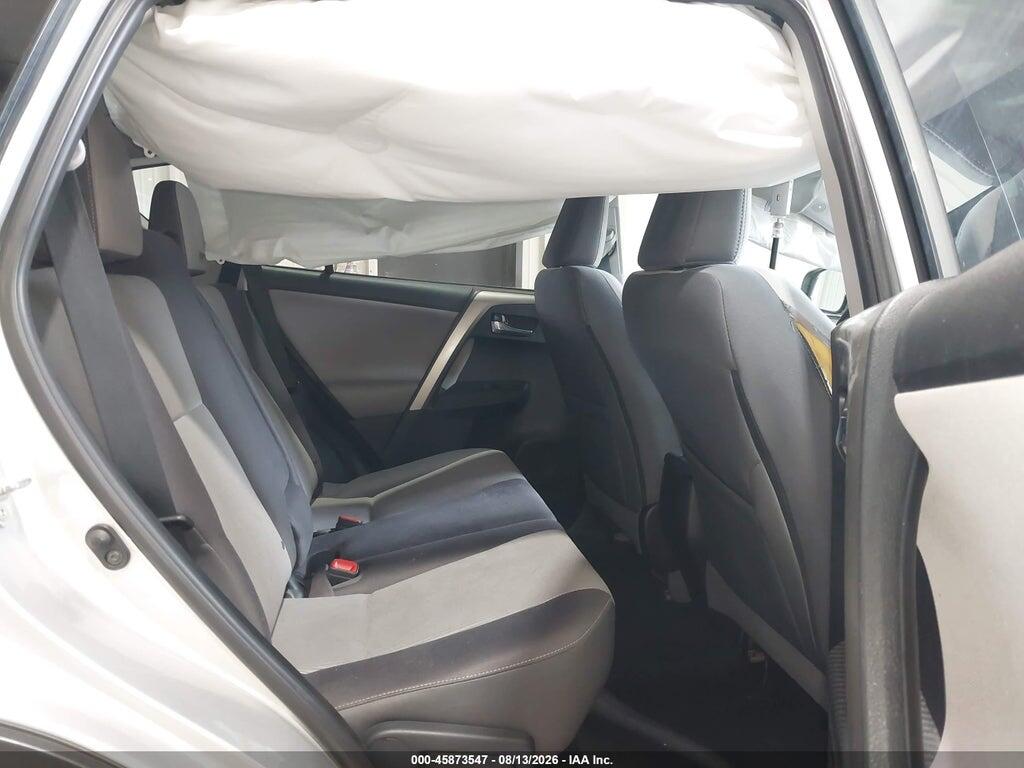 2T3RFREV1FW379562 2015 TOYOTA RAV4 photo no. 8