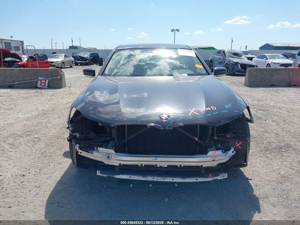 WBA7E2C57KB454608 2019 BMW 740I photo no. 12