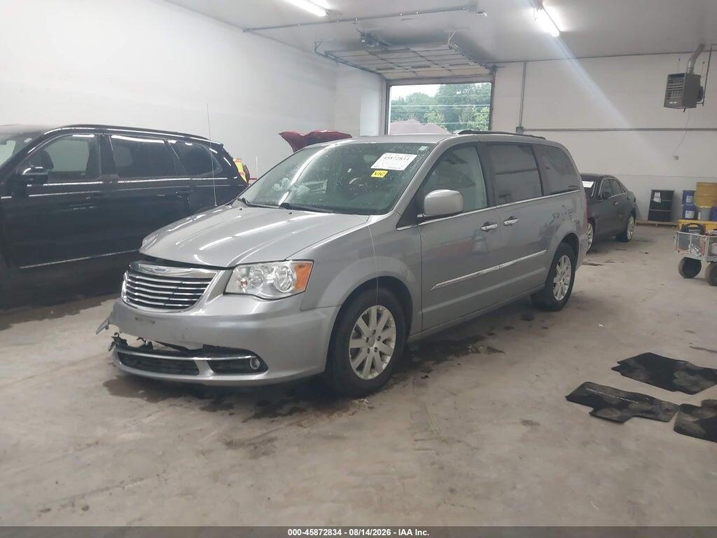 2C4RC1BG2FR698091 2015 CHRYSLER TOWN & COUNTRY photo no. 2