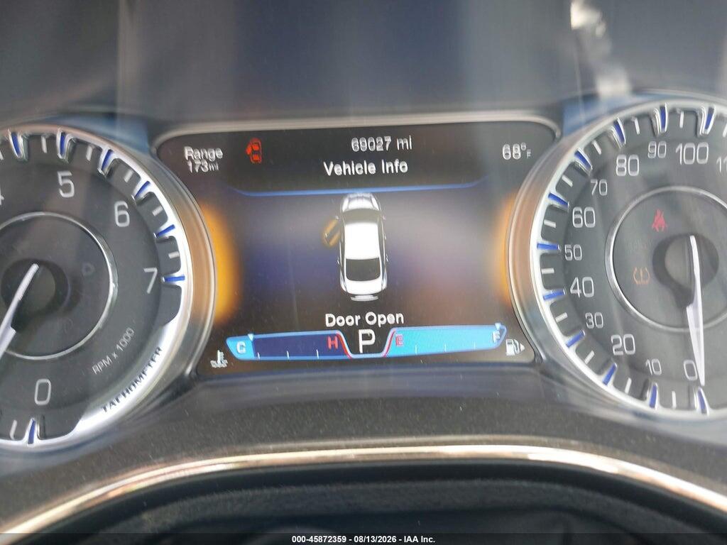 1C3CCCEG4FN557019 2015 CHRYSLER 200 photo no. 7