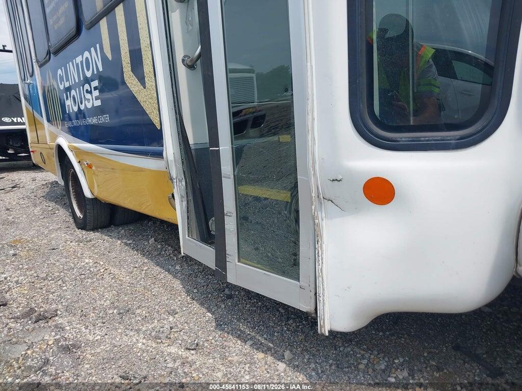 1FDEE3FS4KDC51239 2019 FORD E-350 CUTAWAY photo no. 11