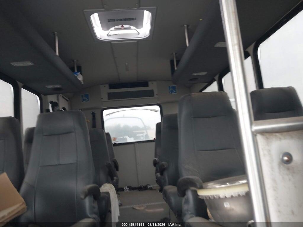 1FDEE3FS4KDC51239 2019 FORD E-350 CUTAWAY photo no. 7