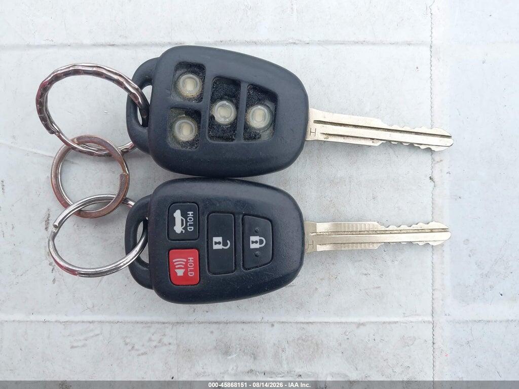 5YFBURHE7FP293623 2015 TOYOTA COROLLA photo no. 11