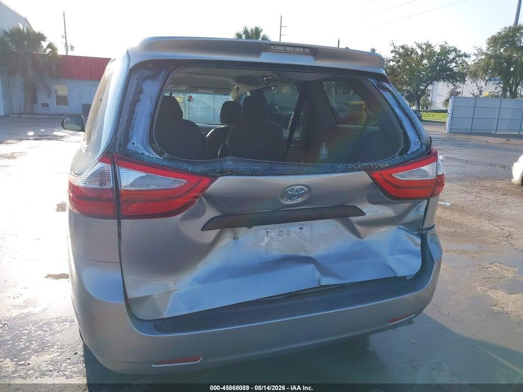 5TDZK3DC2FS660697 2015 TOYOTA SIENNA photo no. 6