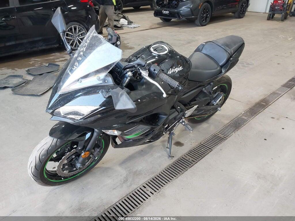 JKAEXEJ15KDA03443 2019 KAWASAKI EX650 photo no. 2