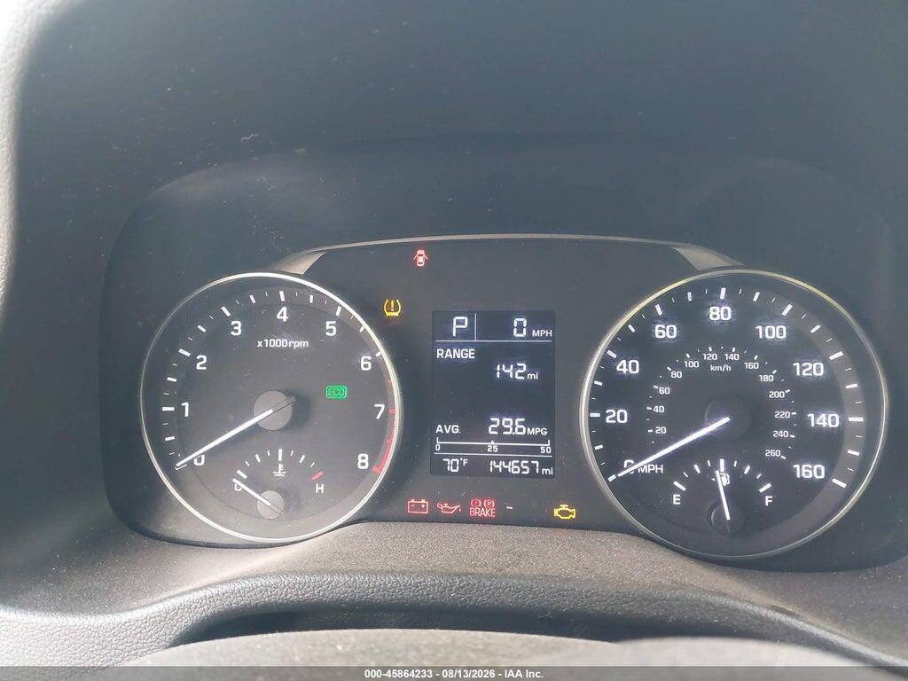 5NPD74LF9HH160686 2017 HYUNDAI ELANTRA photo no. 7