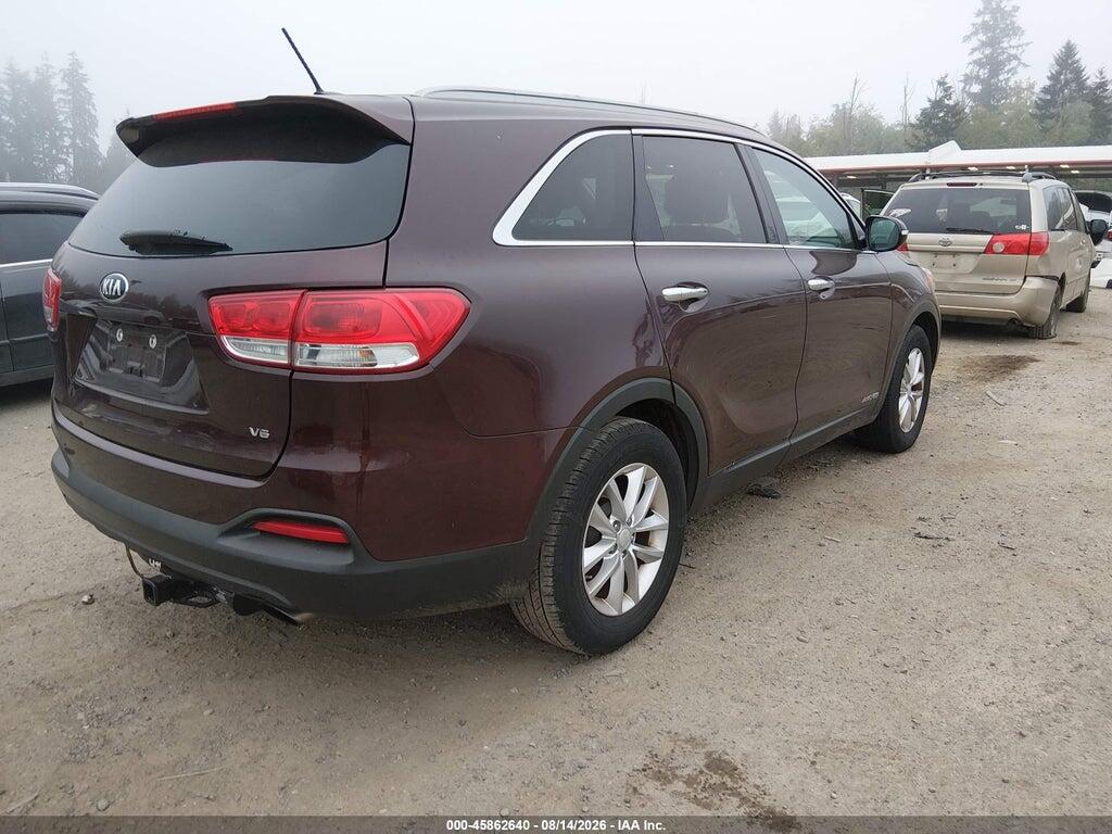 5XYPGDA59HG327904 2017 KIA SORENTO photo no. 4
